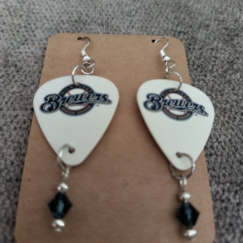 Selling Women's MILWAUKEE BREWERS GUITAR PICK EARRINGS